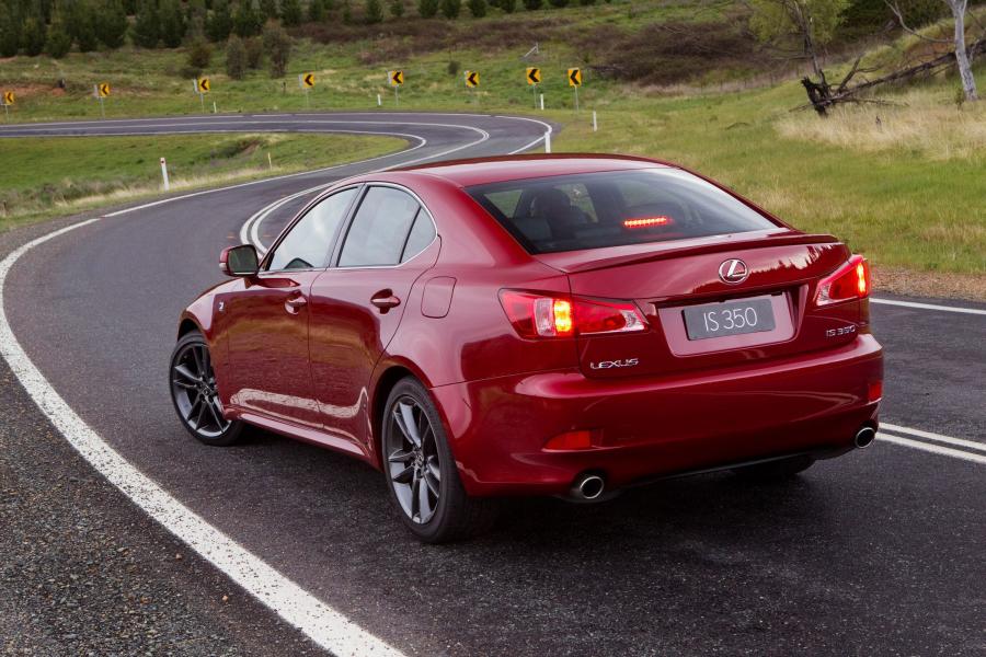  Lexus IS350 Sports Luxury 2011 года  (фото 9 из 13)